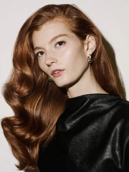 Oribe Run-Through Detangling Shampoo 8.5 oz - Picture 8 of 10